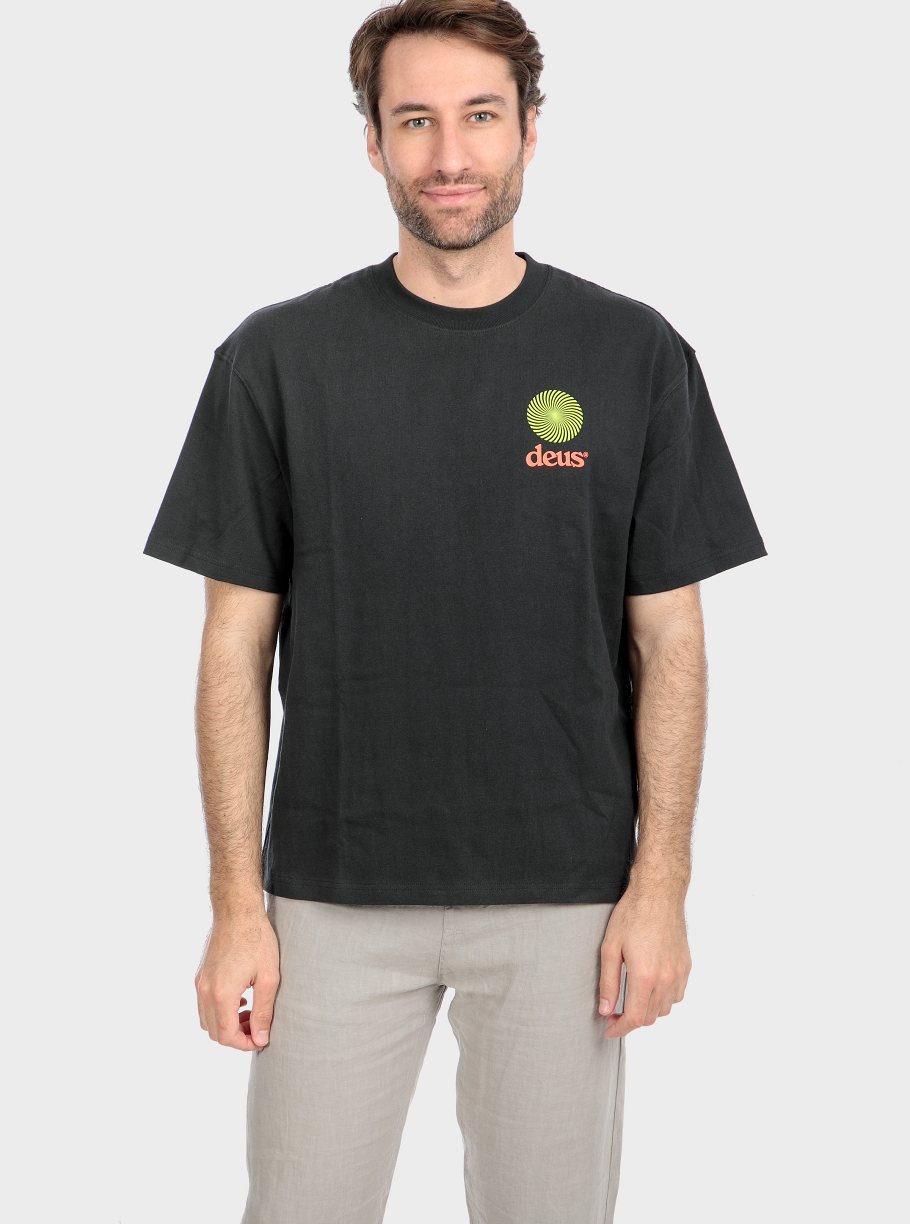 Camiseta DEUS