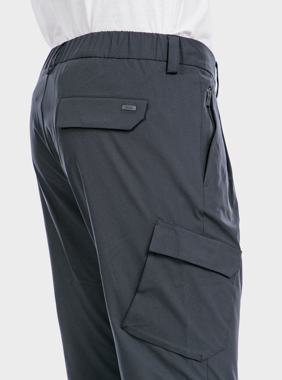 Pantalón cargo técnico - Imagen 12