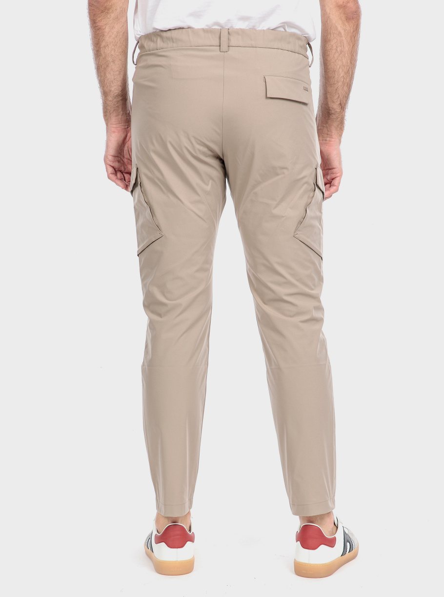 Pantalón cargo técnico - Imagen 8