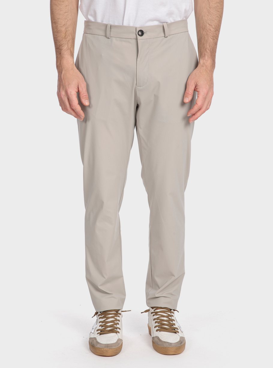 Pantalón chino goma técnico - Imagen 4
