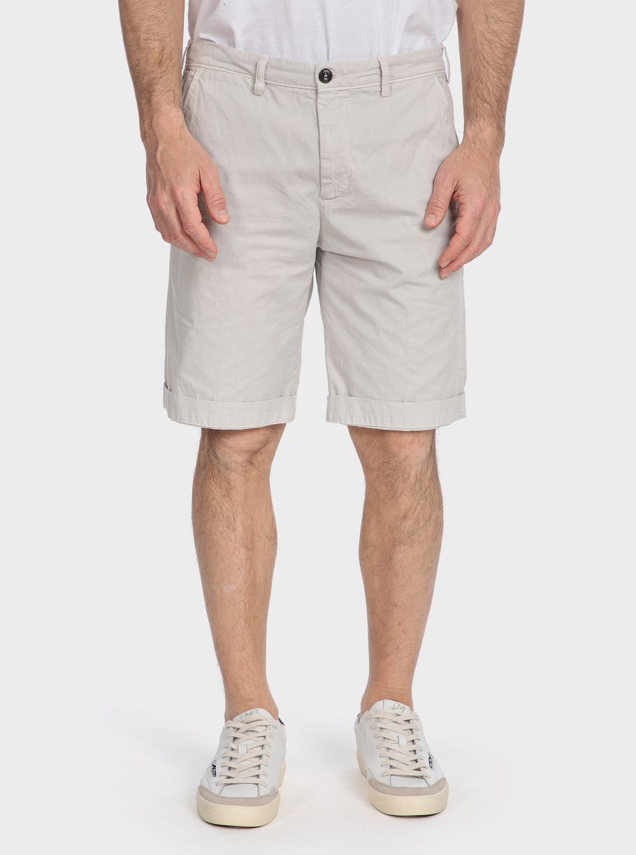 Bermuda chino básica gabardina